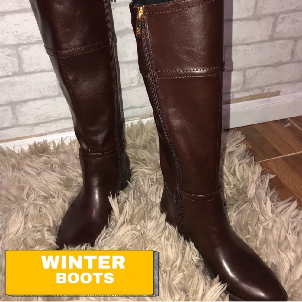 NWT TOMMY HILFIGER BROWN BOOTS